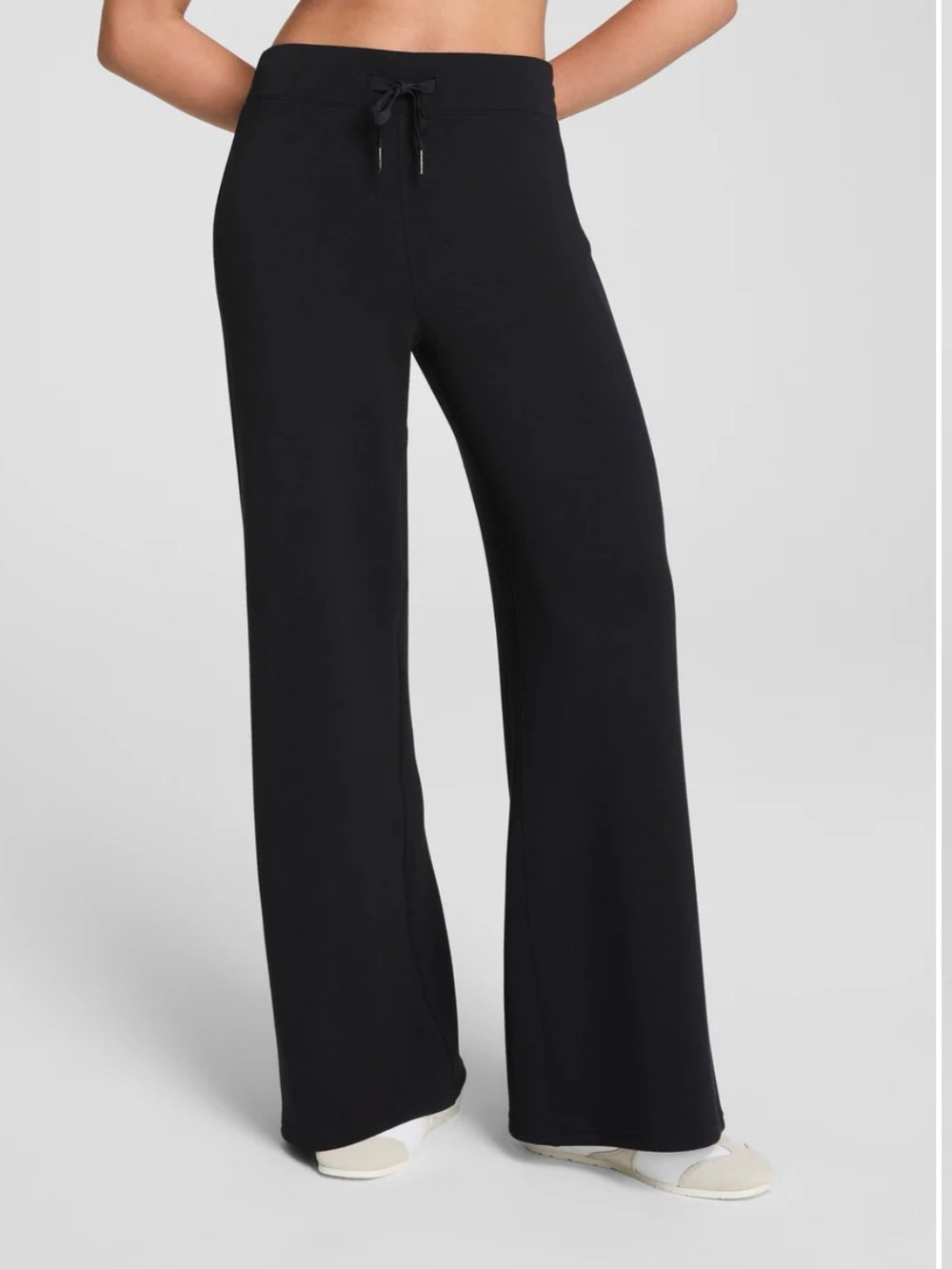 Brand new SPANX AirEssentials Wide Leg pant